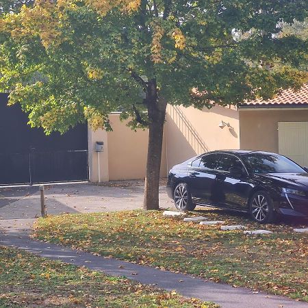 Villa Courtisols Екстериор снимка